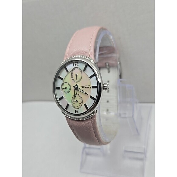 Skagen 586SSLP Womens Day Date Watch MOP Crystal Bezel Pink Leather New Battery